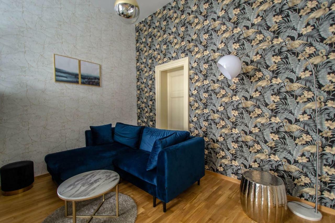 Design 3Bdr Apartment In Residence, Free Parking 프라하 외부 사진